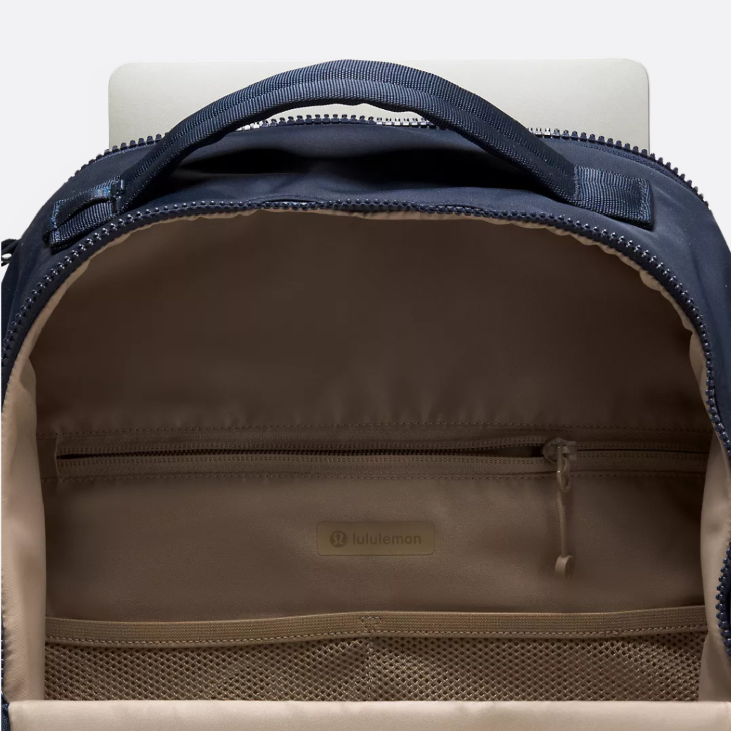 Lululemon- Everywhere Backpack 22L