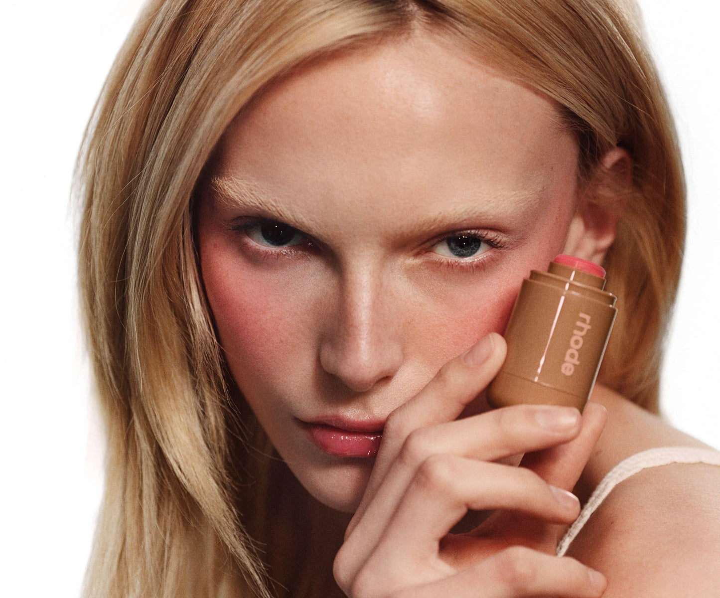Rhode pocket blush