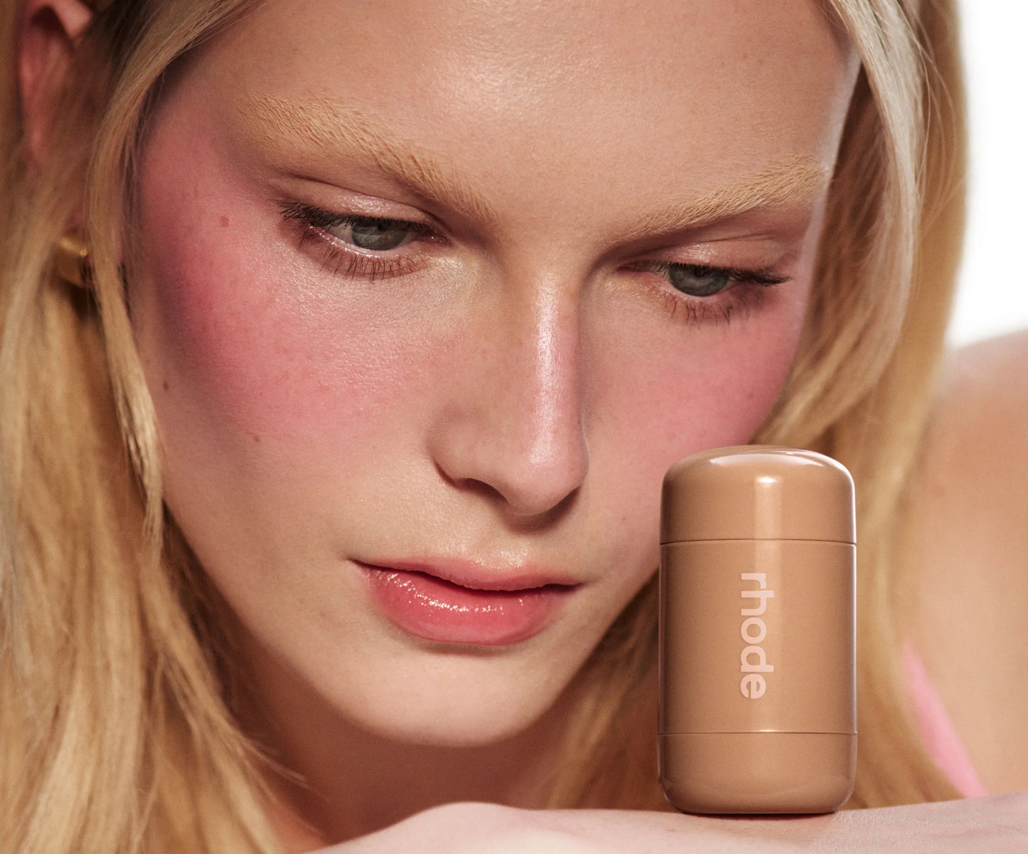 Rhode pocket blush