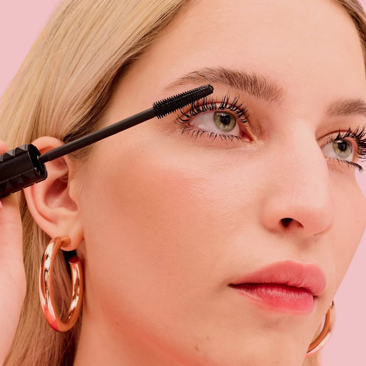 Benefit Cosmetics- BAD GAL BANG! Volumizing Mascara